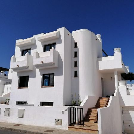 Surf Dream Surfhouse Hostel Corralejo Exterior foto