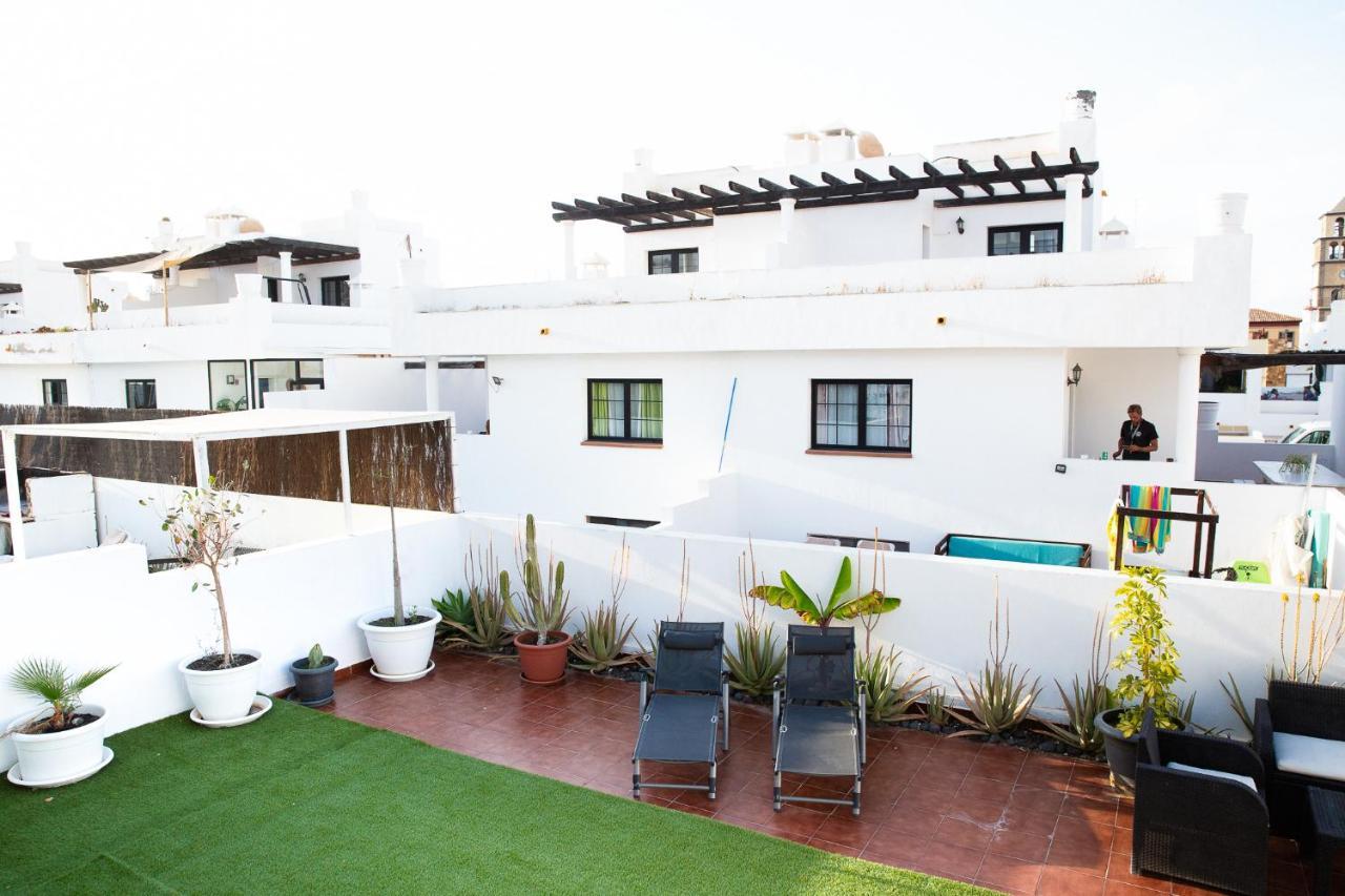 Surf Dream Surfhouse Hostel Corralejo Exterior foto