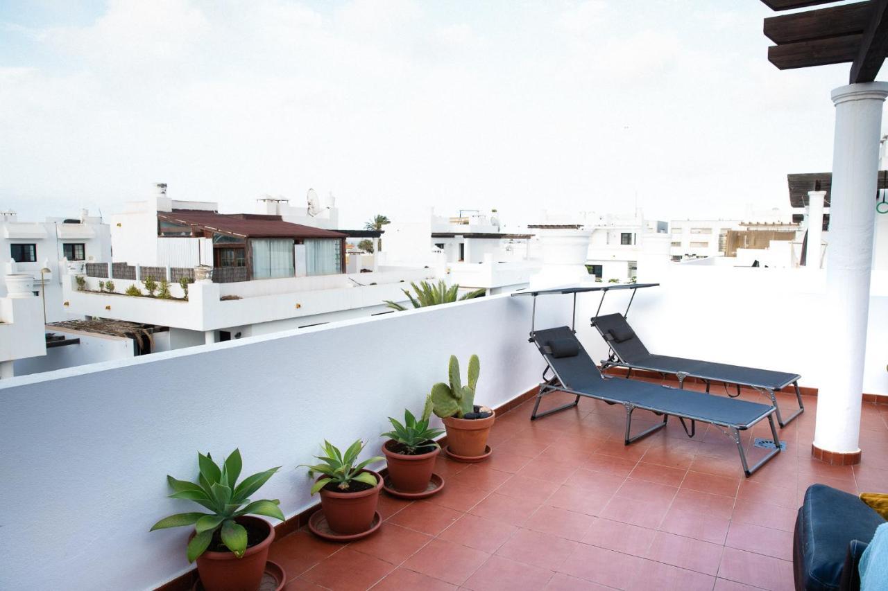 Surf Dream Surfhouse Hostel Corralejo Exterior foto