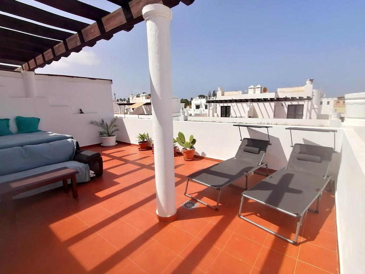 Surf Dream Surfhouse Hostel Corralejo Exterior foto