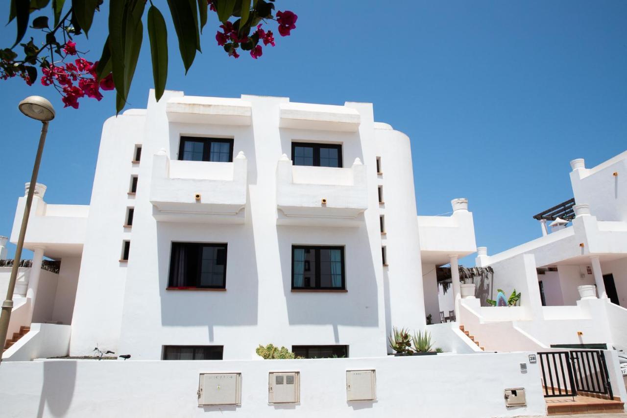 Surf Dream Surfhouse Hostel Corralejo Exterior foto